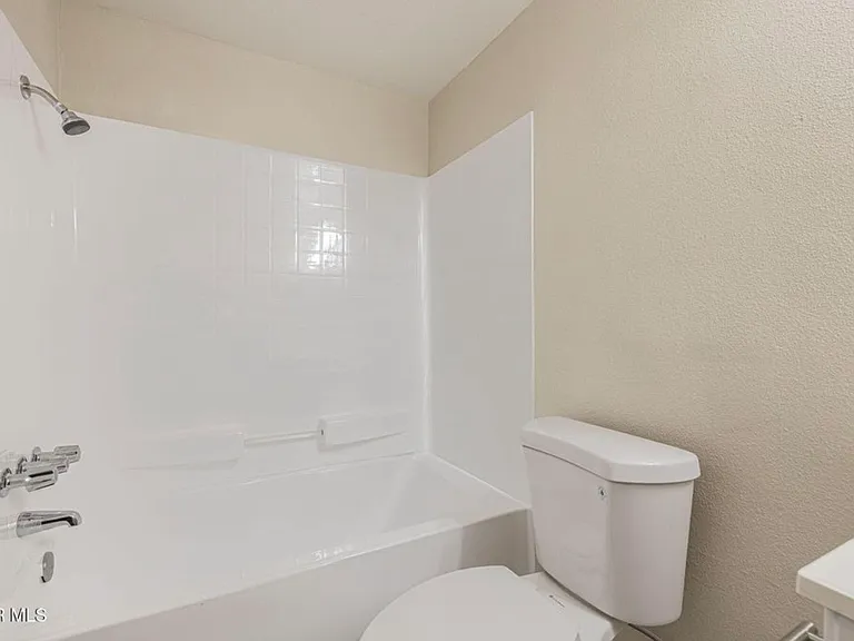 44256 Gingham Ave — Photo 9