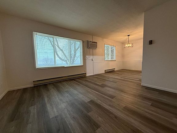2nd image of 1116 2nd St SE APT 10