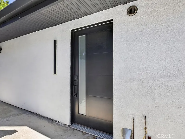 10804 Paso Robles Ave — Photo 15