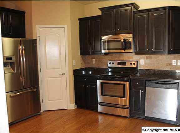 3rd image of 2910 Pasture View Ln