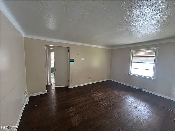 2nd image of 11313 Avon Ave