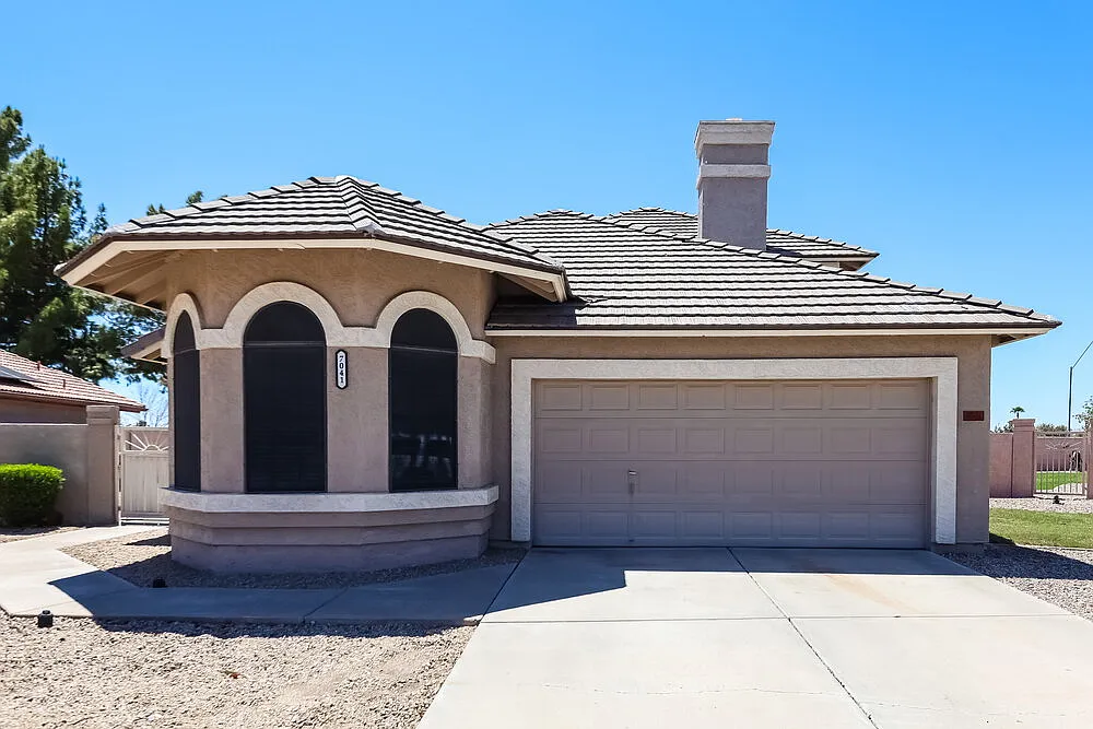 4 bed, 2.0 bath, 2269 sqft, $2,805 — Photo 1