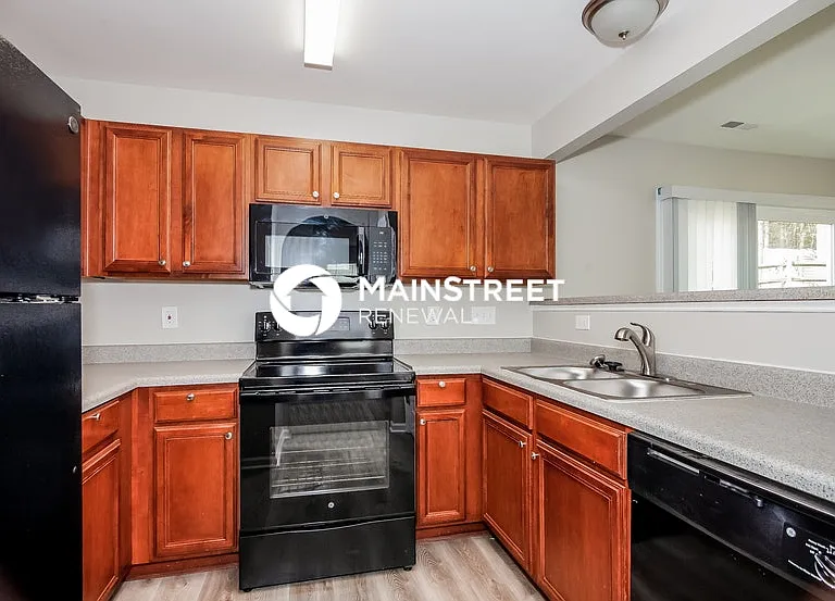 1135 Larkspur Ln — Photo 7