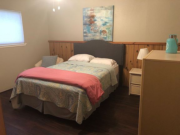 3rd image of 12608 Cresthaven Dr