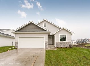 1520 2nd St NW, Altoona, IA 50009