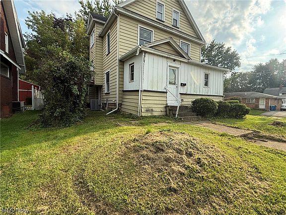 2nd image of 182 Elm St
