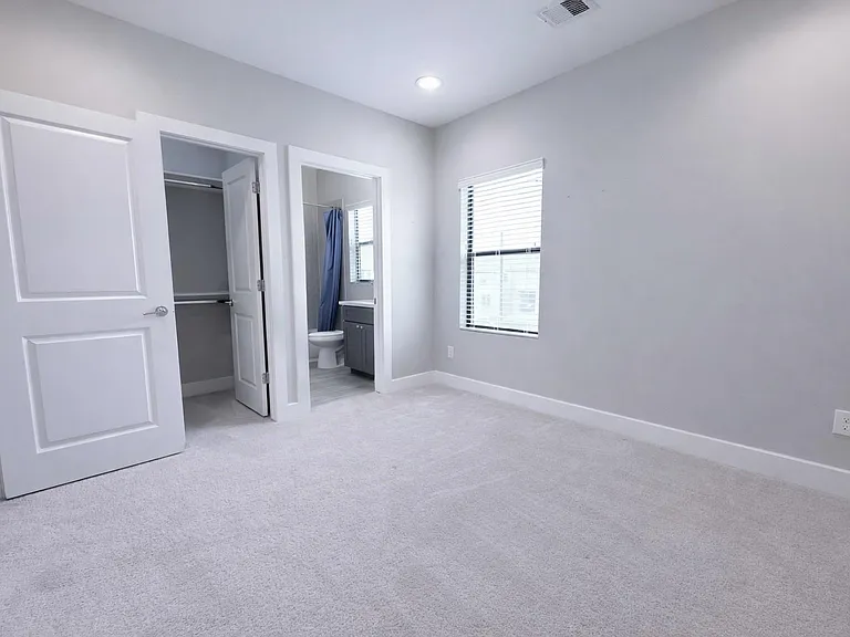 10806 Warwana Rd #C — Photo 14