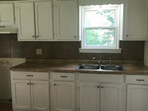 2nd image of 300 W College St
