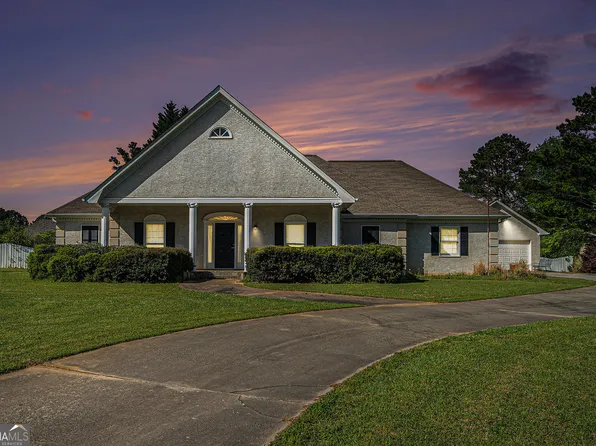 950 Sundew Dr SE, Conyers, GA 30013