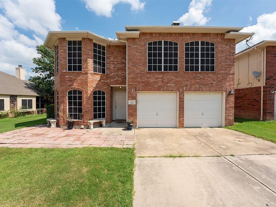1st image of 825 Elbe Dr