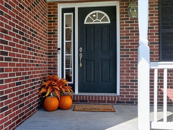4th image of 1863 Pence Ridge Ct