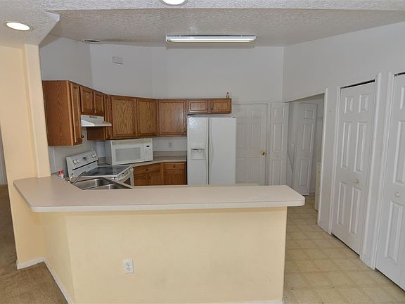 5th image of 1805 Superior Ct