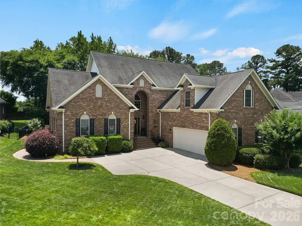 263 Hemmingway Ln, Fort Mill, SC 29708