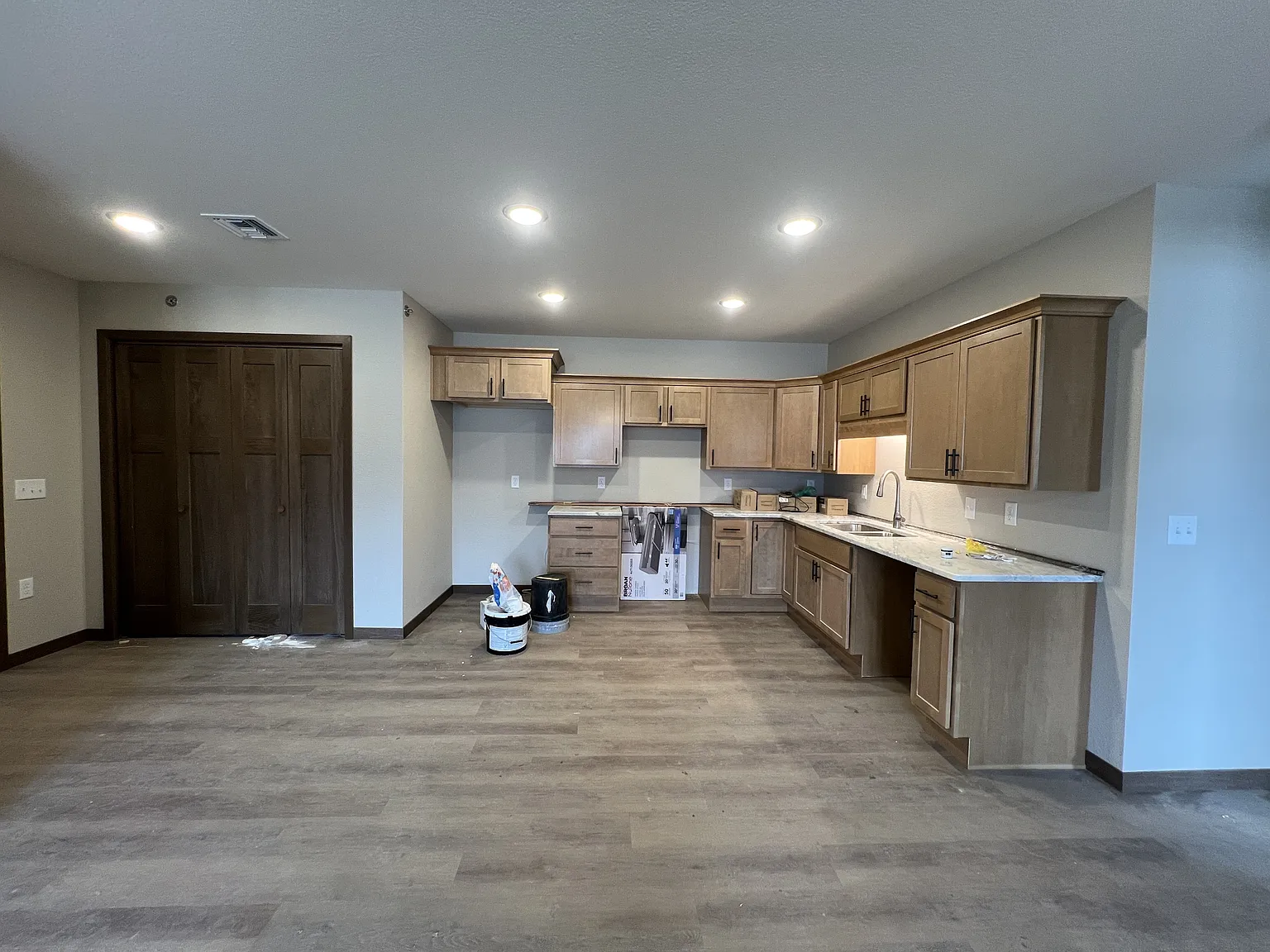 4863 Woodland Park Drive - 7 — Photo 2