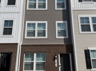 141 Swan Field Ave, Ranson, WV 25438