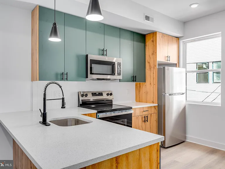 1221 W Lehigh Ave #3 — Photo 1