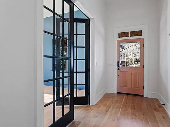 3rd image of 206 Linden Ave