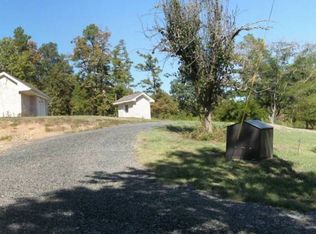 165 Gone Fishin Ln, Mena, AR 71953