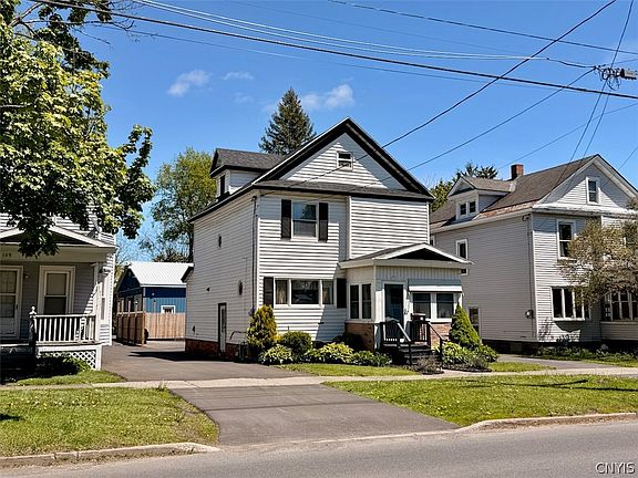 3rd image of 111 W 1st St S