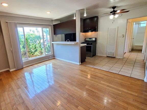 2nd image of 6701 Fountain Ave APT 220