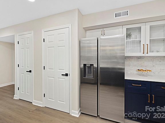 5th image of 1117 Bent Pine Cir