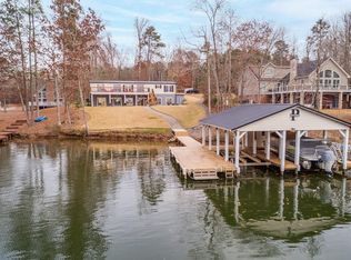 71 William Byrd Rd, Valentines, VA 23887