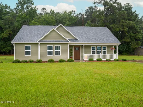 131 Henry Giddeons Drive, Teachey, NC 28464