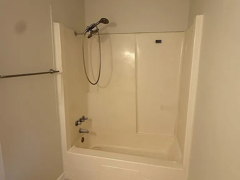 2289 SE Carnation Ave — Photo 5