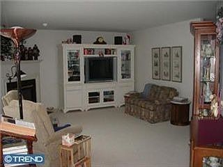 2nd image of 534 Mountain Blvd