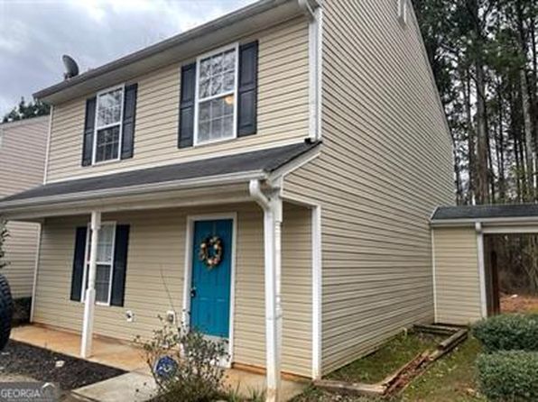 207 London Dr