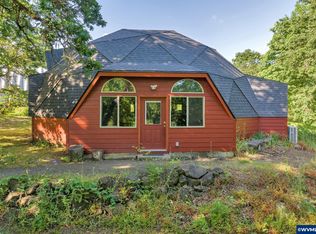 33802 Sunset View Ln, Shedd, OR 97377