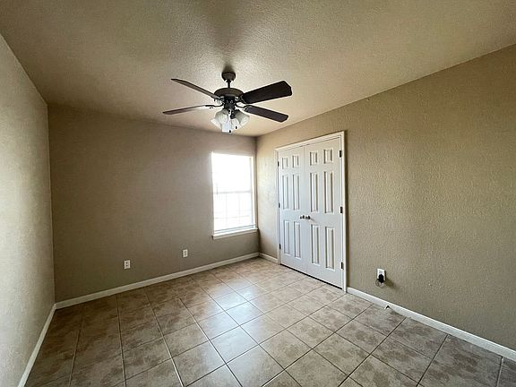 5th image of 1109 Powder River Dr #B