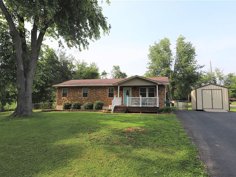 1st image of 302 Cherrywood Dr