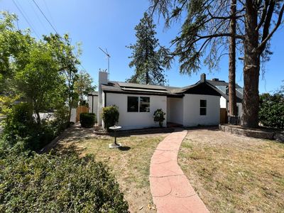 1501 N Carruth Ave, Fresno, CA, 93728