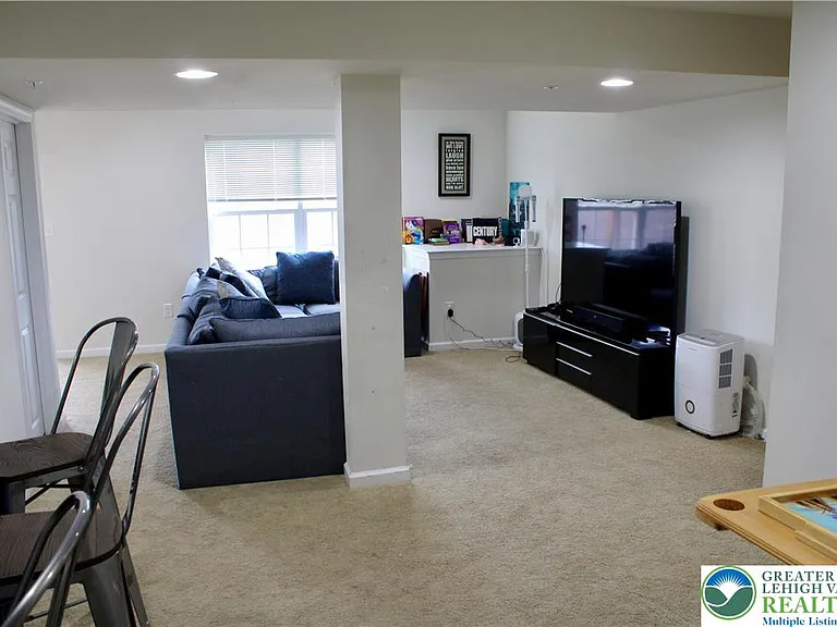 260 Snapdragon Way — Photo 17
