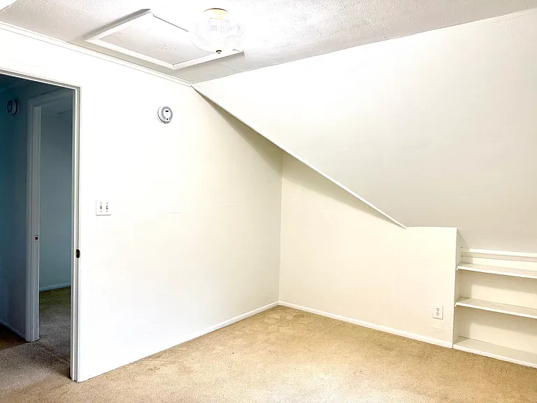 1006 N Dryden Ave — Photo 29