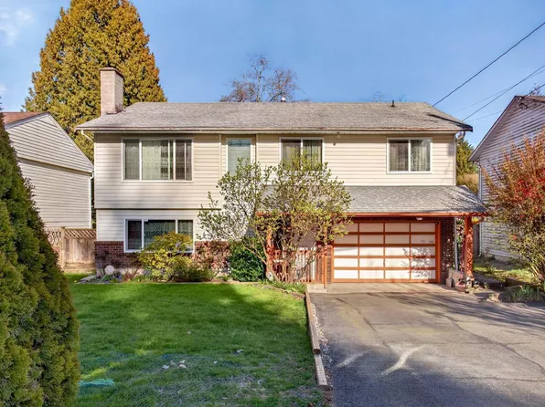 10842 144a St, Surrey, BC V3R 3R1