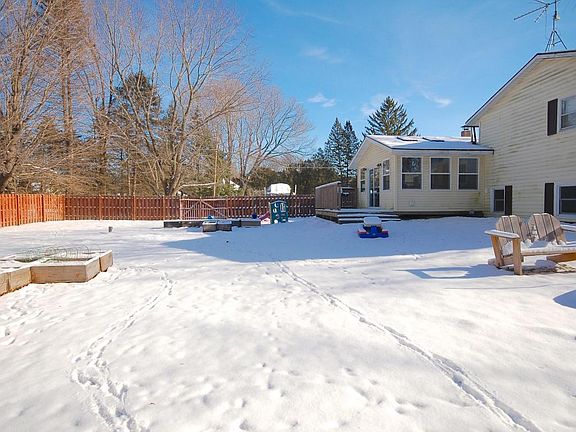 5th image of 6717 Paw Paw Ave