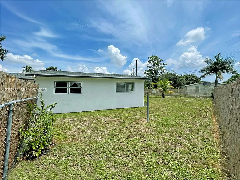1606 NW 12th Ave — Photo 56