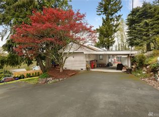 18706 82nd Ave NE, Kenmore, WA 98028