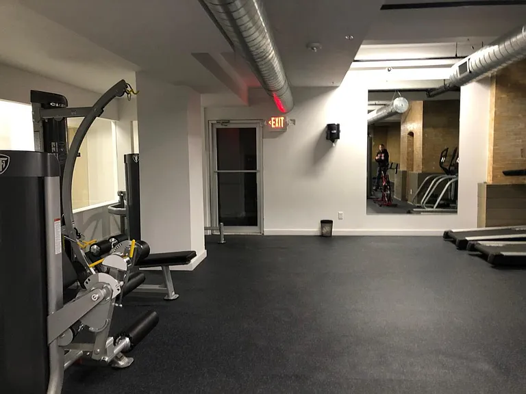 728 Market St #201 — Photo 38