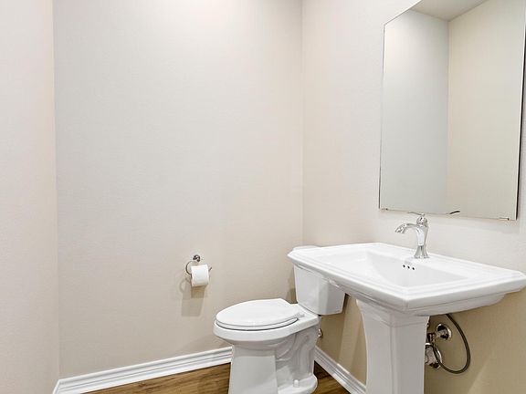 3rd image of 5670 Shadowbend Cir W #103