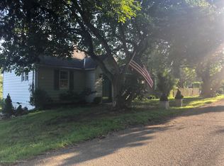 7 Bray St, Colts Neck, NJ 07722