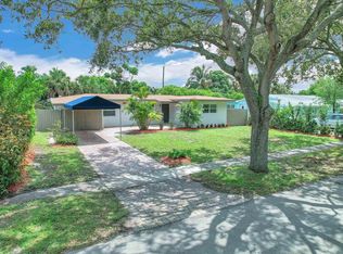 1040 SW 50th Ave, Plantation, FL 33317