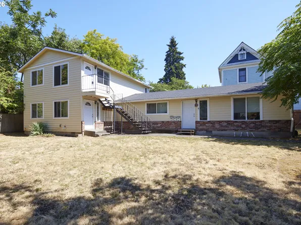 3907 SE Salmon St, Portland, OR 97214