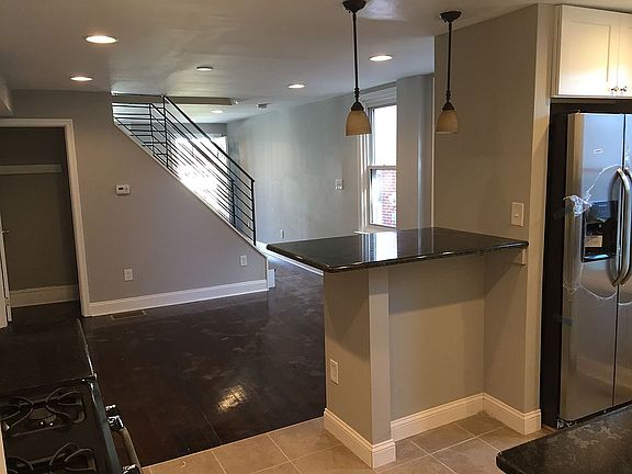Granite breakfast bar