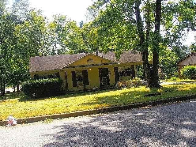 1st image of 4043 McWeeny Ave