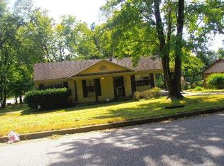 4043 McWeeny Ave, Memphis, TN 38128