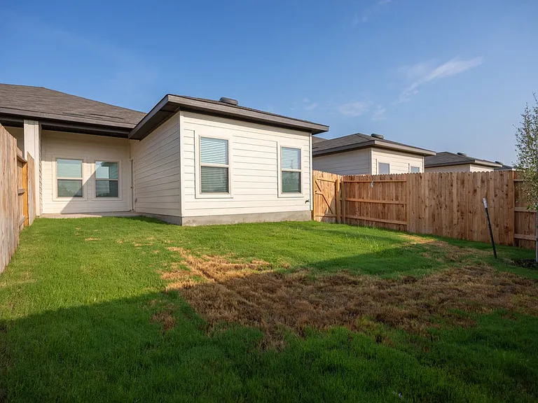 5502 Cibolo Pass — Photo 16