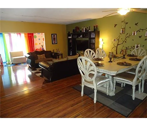 4 Brighton Way photo 1